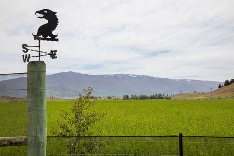 Photo of property in 57 Golden Road, Springvale, Alexandra, 9393