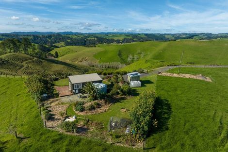 Photo of property in 1572 Ruapekapeka Road, Kawakawa, 0182