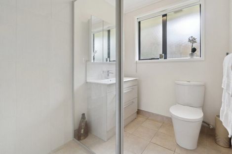 Photo of property in 17 Rathmar Drive, Manurewa, Auckland, 2105