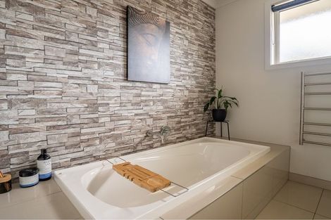 Photo of property in 6 Unwin Place, Twizel, 7901