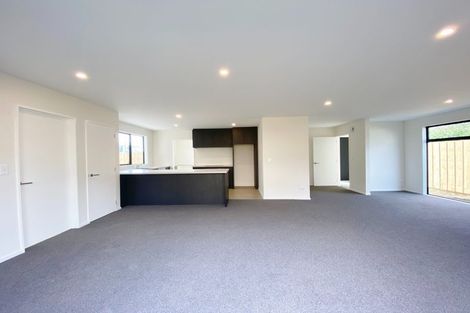 Photo of property in 2/15 Rawhiti Avenue, New Brighton, Christchurch, 8083