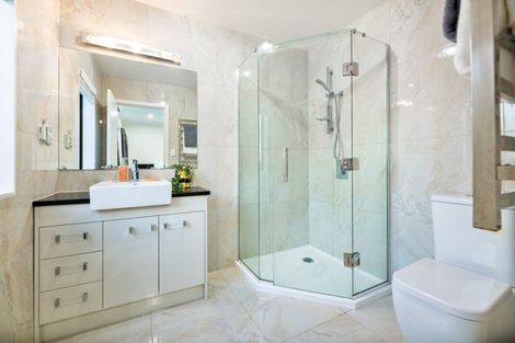 Photo of property in 2 Platinum Rise, Ranui, Auckland, 0612