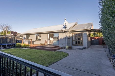 Photo of property in 2/17 Johns Road, Belfast, Christchurch, 8051