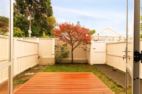 Photo of property in 7u6 Henry Street, Kilbirnie, Wellington, 6022