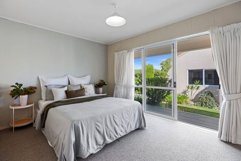 Photo of property in 33 Russley Drive, Mount Maunganui, 3116