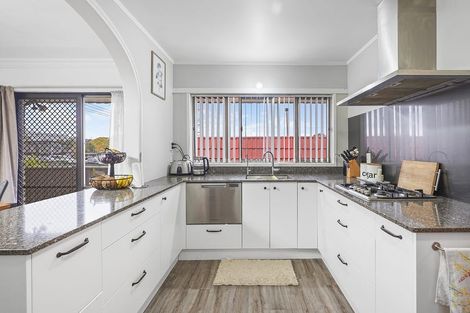 Photo of property in 1 Mahoe Street, Melville, Hamilton, 3206