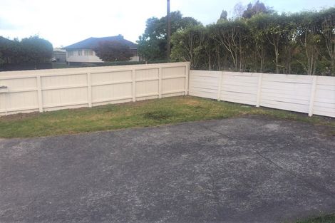 Photo of property in 44 Kervil Avenue, Te Atatu Peninsula, Auckland, 0610