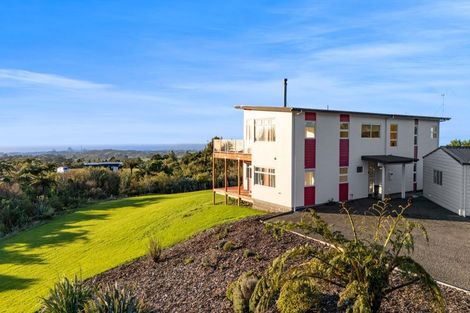 Photo of property in 1532 Carrington Road, Hurworth, New Plymouth, 4371
