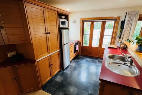 Photo of property in 2/12 Chislehurst Place, Bryndwr, Christchurch, 8052