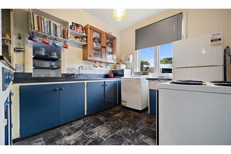 Photo of property in 75 Wychbury Street, Spreydon, Christchurch, 8024