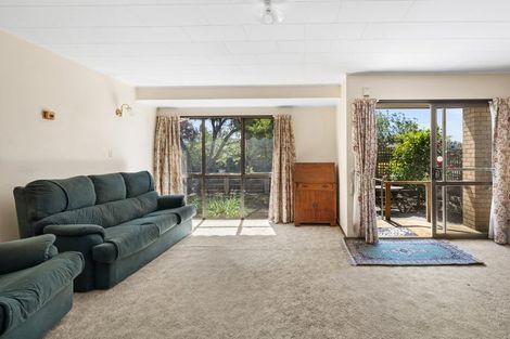 Photo of property in 1/2 Bill Ashcroft Grove, Havelock North, 4130