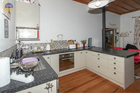 Photo of property in 25 Church Road, Taradale, Napier, 4112