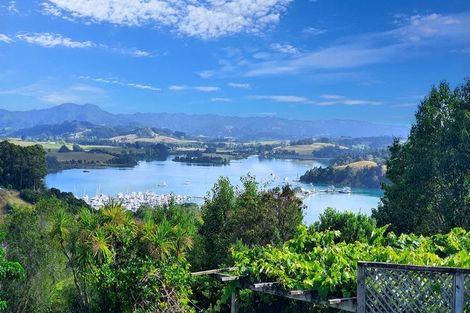 Photo of property in 76 Brick Bay Drive, Sandspit, Warkworth, 0982