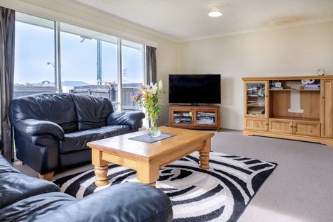 Photo of property in 44 Awatea Road, Hornby, Christchurch, 8042