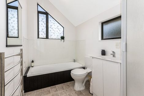 Photo of property in 15 Puriri Street, Woburn, Lower Hutt, 5010