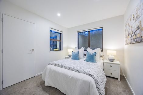 Photo of property in 3c Dawnhaven Drive, Te Atatu Peninsula, Auckland, 0610