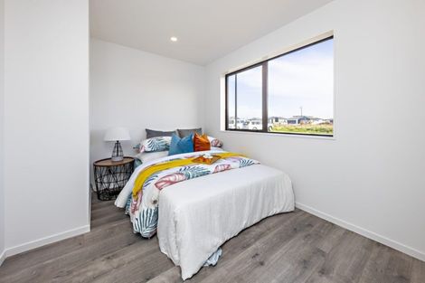 Photo of property in 33 Sapwood Crescent, Takanini, 2110