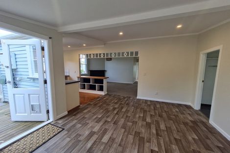 Photo of property in 11 Angus Avenue, Berhampore, Wellington, 6023