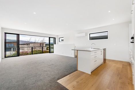 Photo of property in 12 Le Mans Grove, Cromwell, 9384