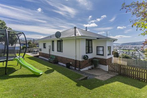 Photo of property in 11 Middleton Road, Kew, Dunedin, 9012