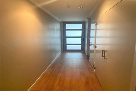 Photo of property in 1/123 The Parade, Island Bay, Wellington, 6023