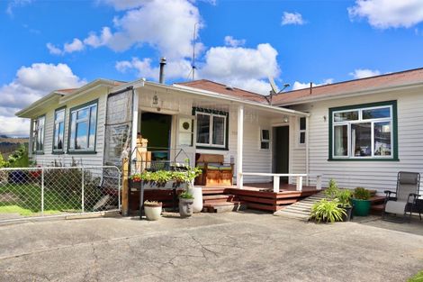 Photo of property in 50 Kiwi Road, Taihape, 4720