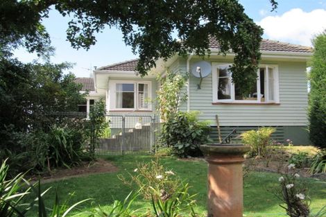 Photo of property in 6 Puriri Street, Hawera, 4610