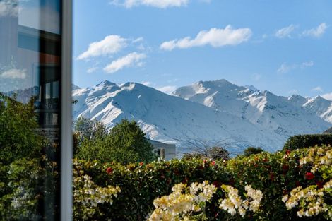 Photo of property in 302 Beacon Point Road, Wanaka, 9305