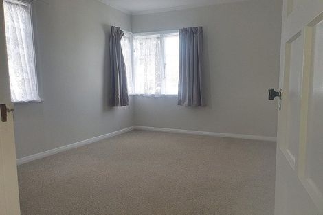 Photo of property in 3 Elizabeth Street, Moera, Lower Hutt, 5010