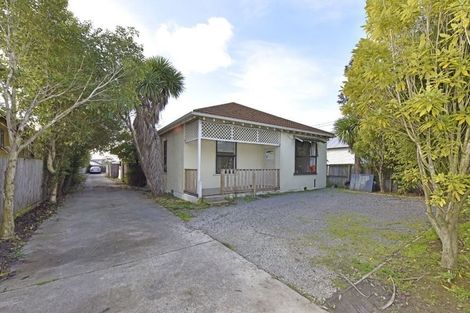 Photo of property in 15 Newcastle Street, Phillipstown, Christchurch, 8011