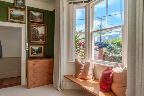 Photo of property in 355 Adelaide Road, Newtown, Wellington, 6021