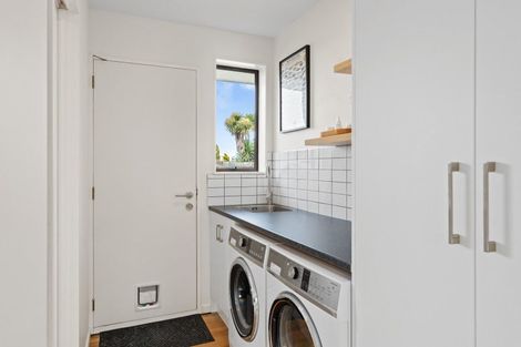 Photo of property in 1/139 Sawyers Arms Road, Northcote, Christchurch, 8052