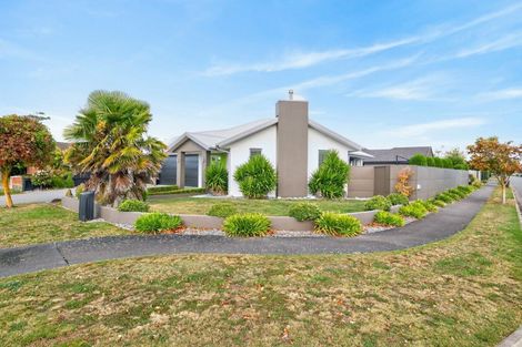 Photo of property in 5 Reka Street, Parklands, Christchurch, 8083