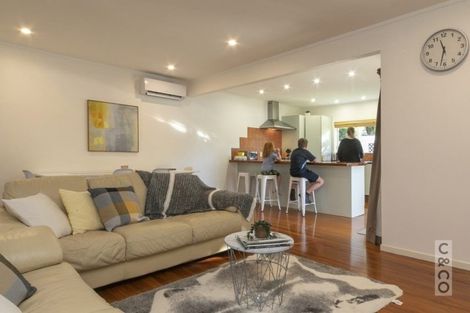 Photo of property in 43 Cambridge Road, Riverhead, 0820