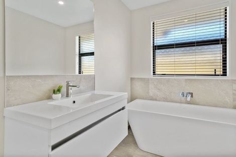 Photo of property in 7 Borthwick Street, Belfast, Christchurch, 8051