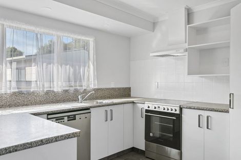 Photo of property in 51 Arthur Crescent, Hilltop, Taupo, 3330