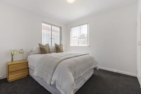 Photo of property in 161 Birkdale Road, Birkdale, Auckland, 0626