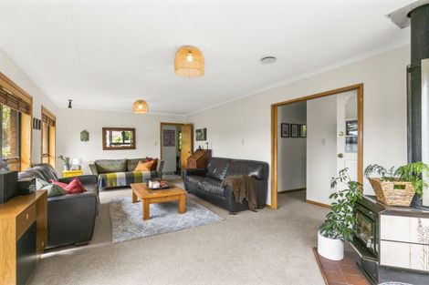Photo of property in 24 Southern Cross Crescent, Island Bay, Wellington, 6023