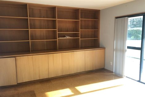 Photo of property in 1/69 Stanley Road, Glenfield, Auckland, 0629