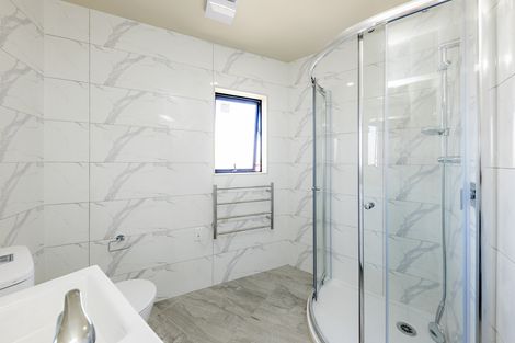 Photo of property in 59a Cedar Heights Avenue, Massey, Auckland, 0614
