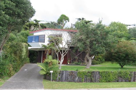 Photo of property in 105 Park Avenue, Whangamata, 3620