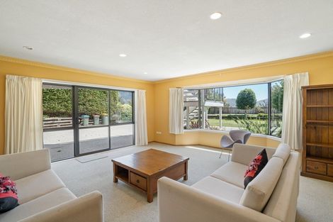 Photo of property in 212 Lakeview Terrace, Lake Hawea, 9382
