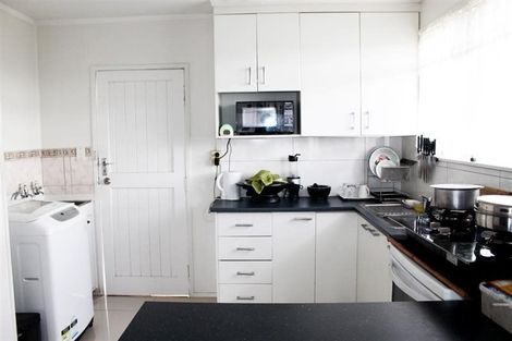 Photo of property in 16b Gray Avenue, Mangere East, Auckland, 2024