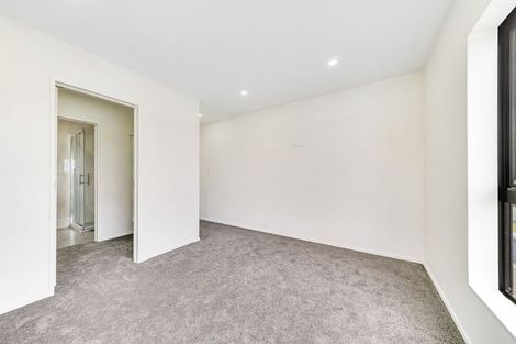 Photo of property in 60c Heybridge Street, Manurewa, Auckland, 2102