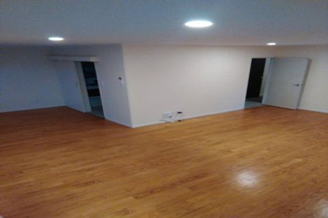 Photo of property in 1/41 Ellice Road, Totara Vale, Auckland, 0629