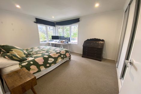 Photo of property in 21 Durham Street, Te Atatu Peninsula, Auckland, 0610