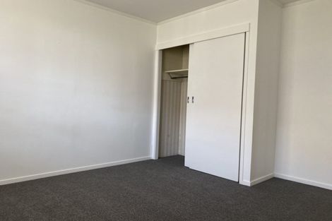 Photo of property in 52 Butterworth Drive, Glendene, Auckland, 0602