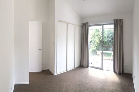 Photo of property in 4/33 Darvel Street, Riccarton, Christchurch, 8011