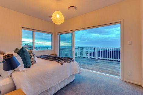 Photo of property in 182 Mount Pleasant Road, Mount Pleasant, Christchurch, 8081