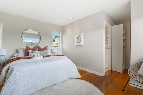 Photo of property in 5 Mural Place, Greenhithe, Auckland, 0632